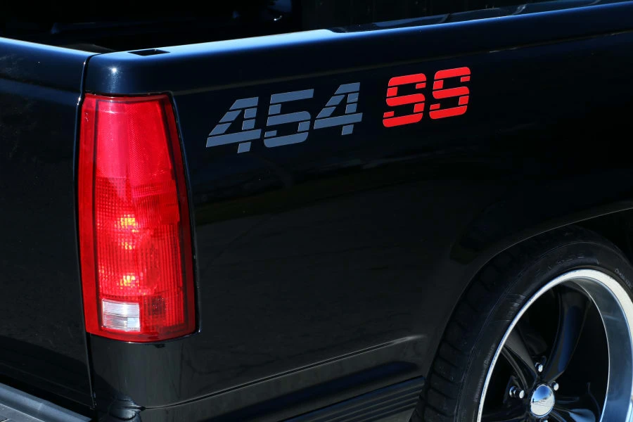 1990 Chevrolet 454 SS - Image 8 of 10