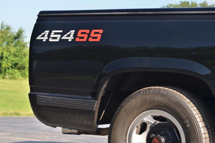 1990 Chevrolet 454 SS - Image 8 of 10