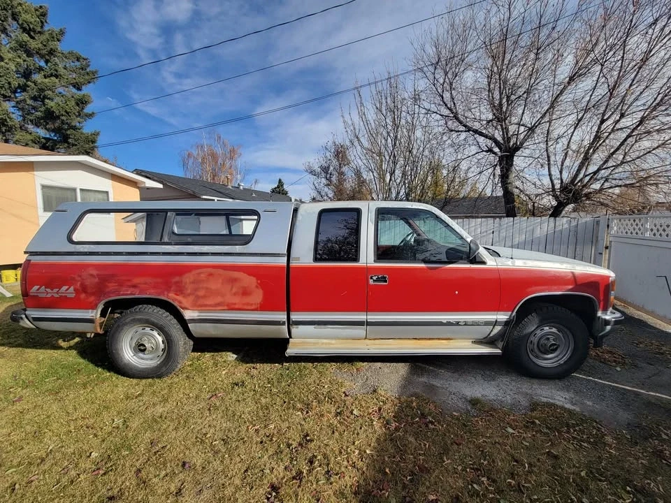 1990 Chevrolet Silverado - Image 6 of 16