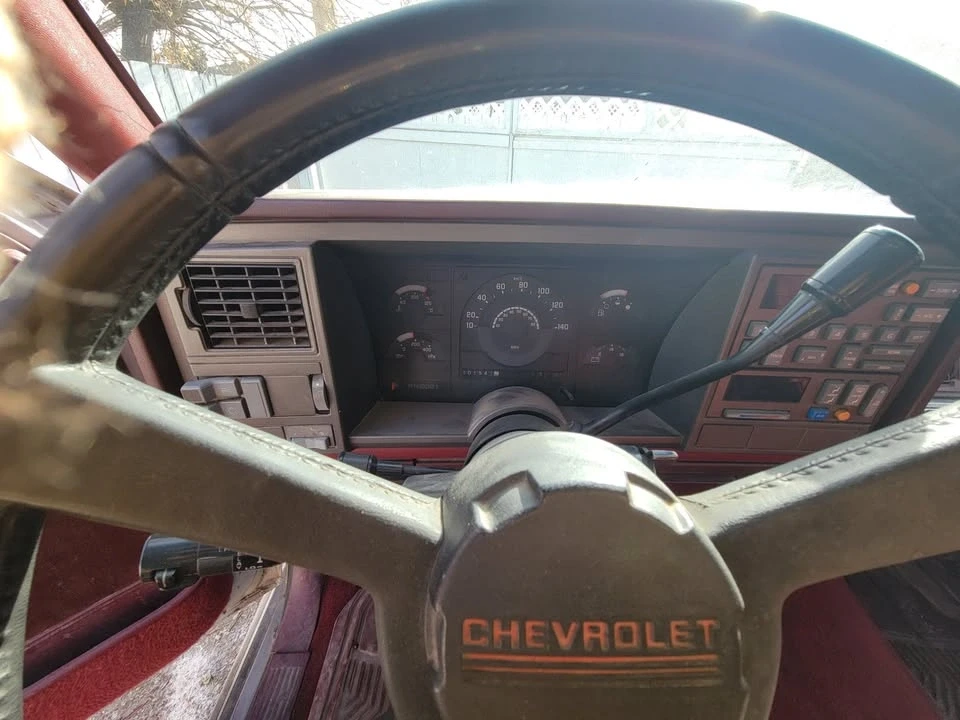 1990 Chevrolet Silverado - Image 13 of 16