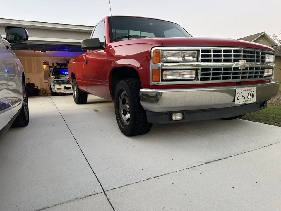 1990 Chevrolet C/K 4th Gen - Image 2 of 13