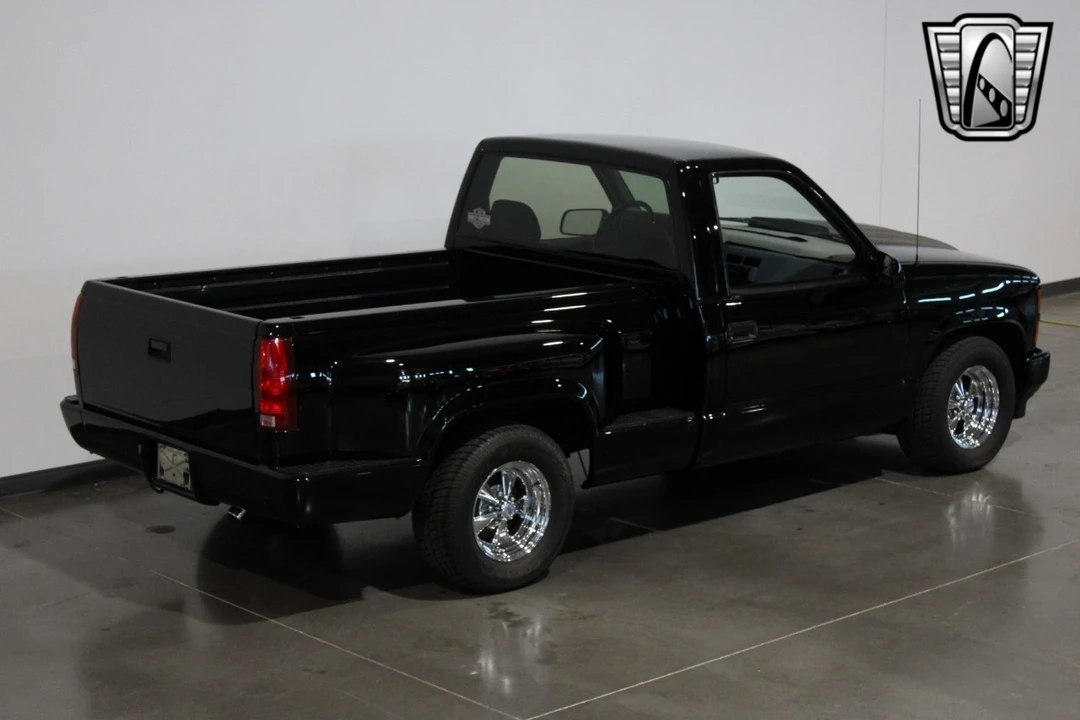 1990 Chevrolet C/K 4th Gen - Image 11 of 12