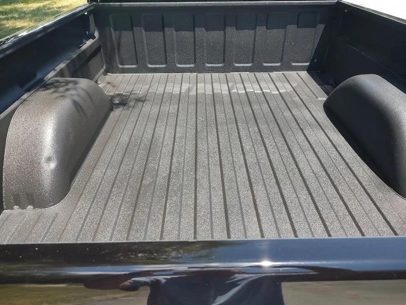 1990 Chevrolet Silverado - Image 5 of 29
