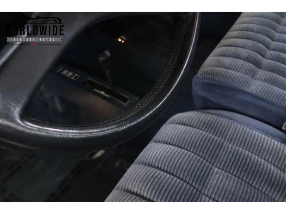 1990 Chevrolet Silverado - Image 30 of 31