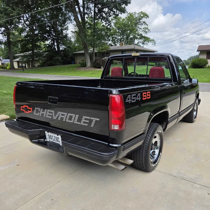 1990 Chevrolet 454 SS - Image 4 of 18