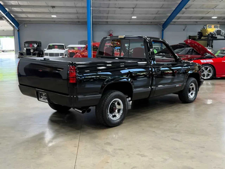 1990 Chevrolet 454 SS - Image 6 of 25