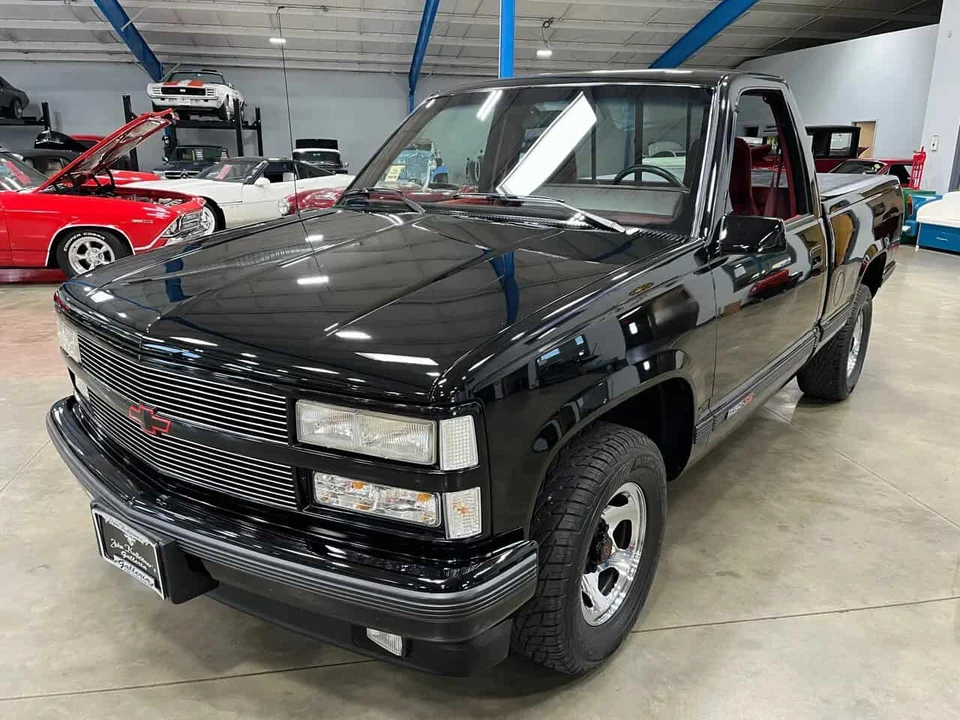 1990 Chevrolet 454 SS - Image 8 of 25