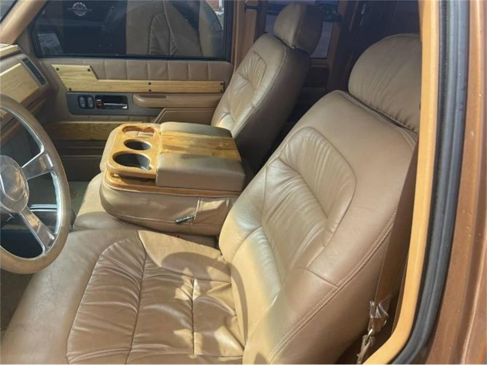 1990 Chevrolet Silverado - Image 12 of 14
