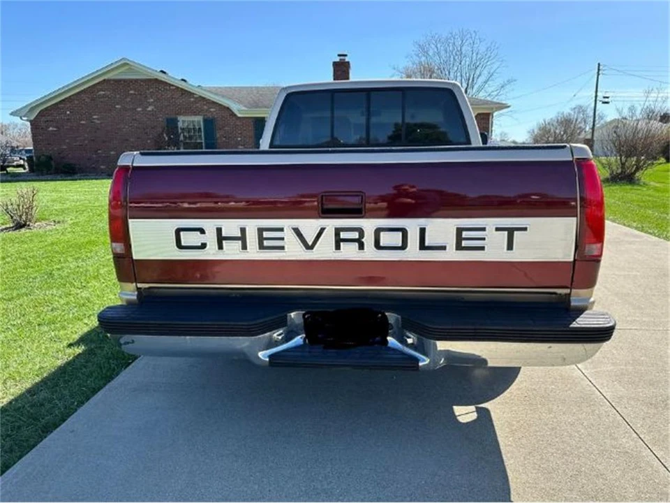 1990 Chevrolet C/K 4th Gen - Image 4 of 15