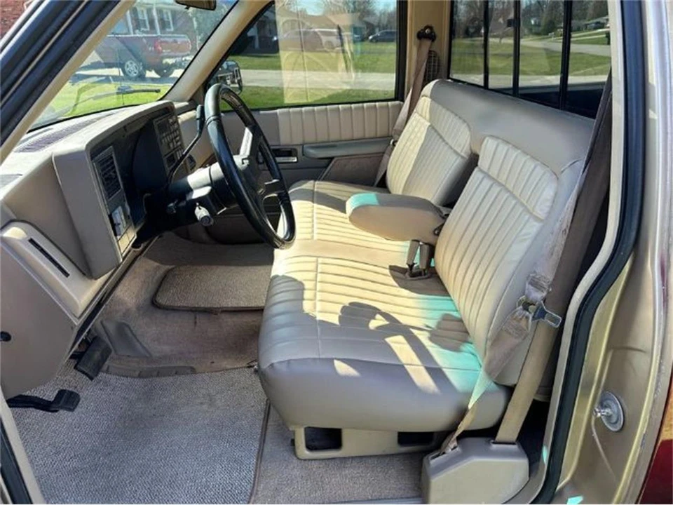 1990 Chevrolet C/K 4th Gen - Image 10 of 15