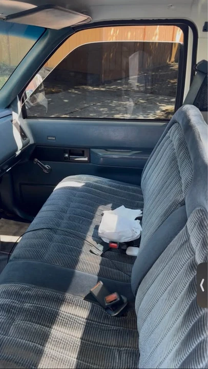 1990 Chevrolet C/K - Image 9 of 12