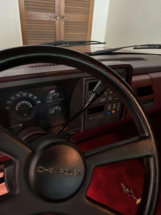 1990 Chevrolet C/K 4th Gen - Image 17 of 19