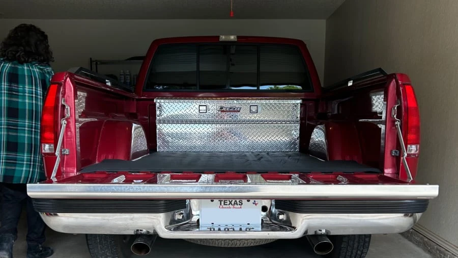 1990 Chevrolet C/K 4th Gen - Image 3 of 19