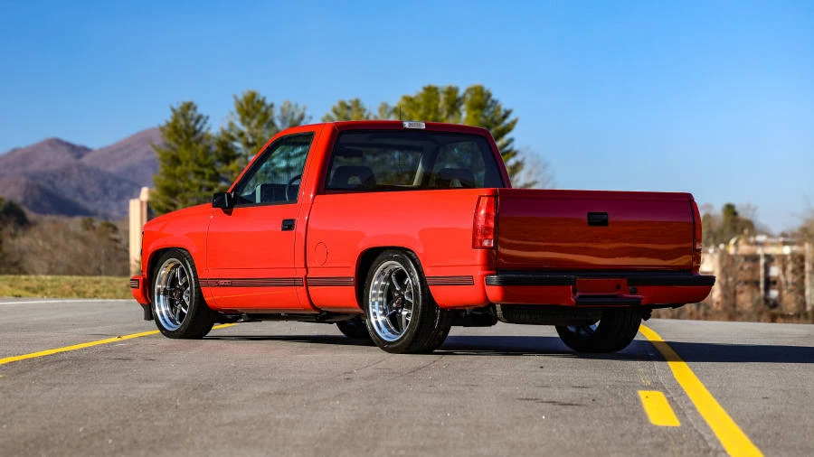 1990 Chevrolet C/K 4th Gen - Image 2 of 31
