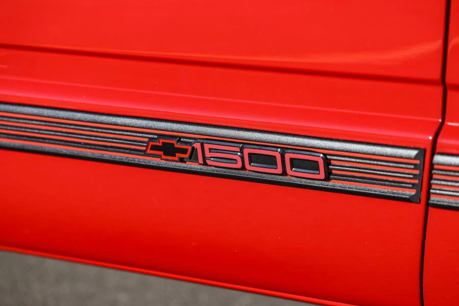 1990 Chevrolet C/K 4th Gen - Image 14 of 31