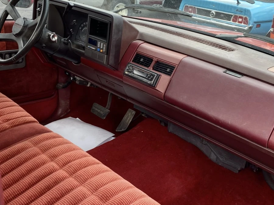 1990 Chevrolet C/K 4th Gen - Image 16 of 18