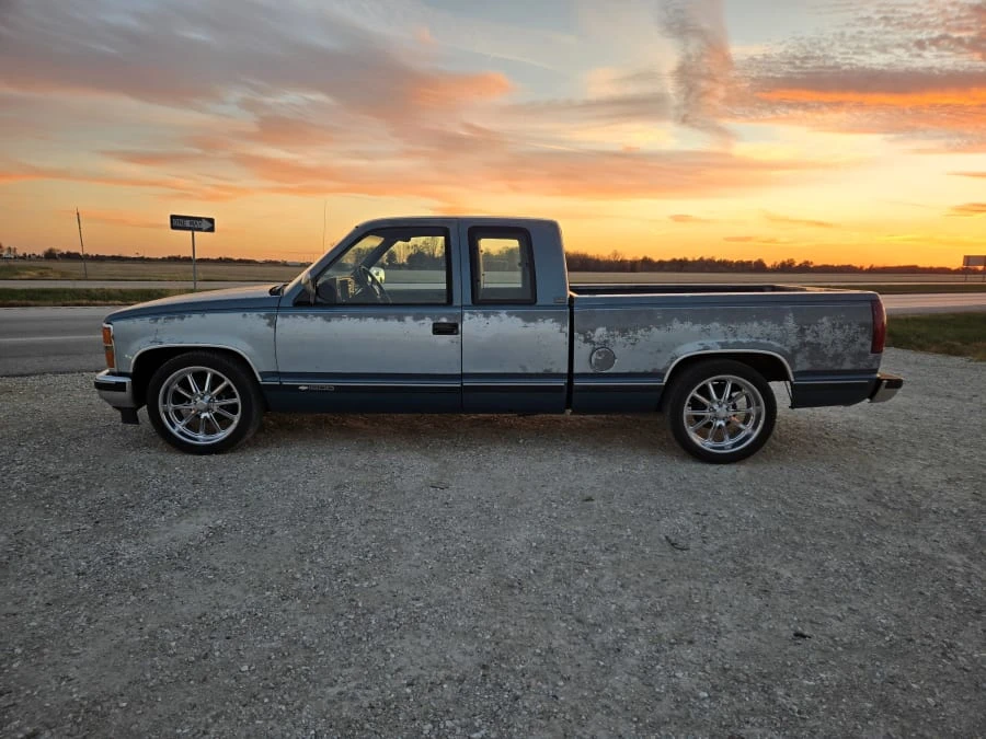 1990 Chevrolet C/K 4th Gen - Image 2 of 11