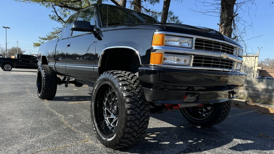 1990 Chevrolet C/K 4th Gen - Image 5 of 16