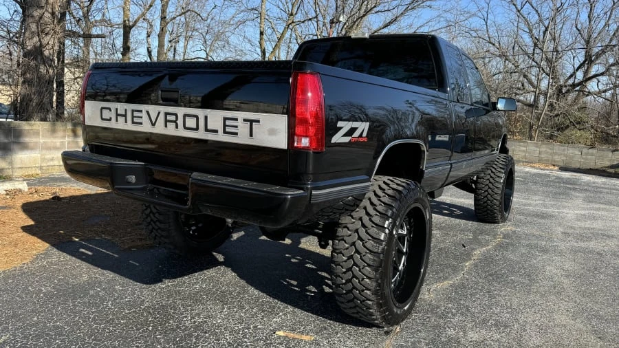 1990 Chevrolet C/K 4th Gen - Image 3 of 16