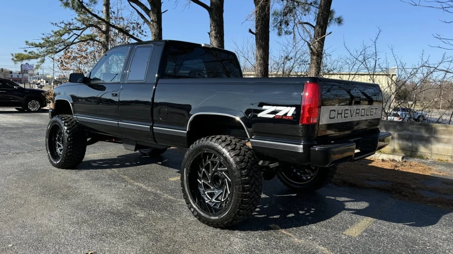 1990 Chevrolet C/K 4th Gen - Image 4 of 16