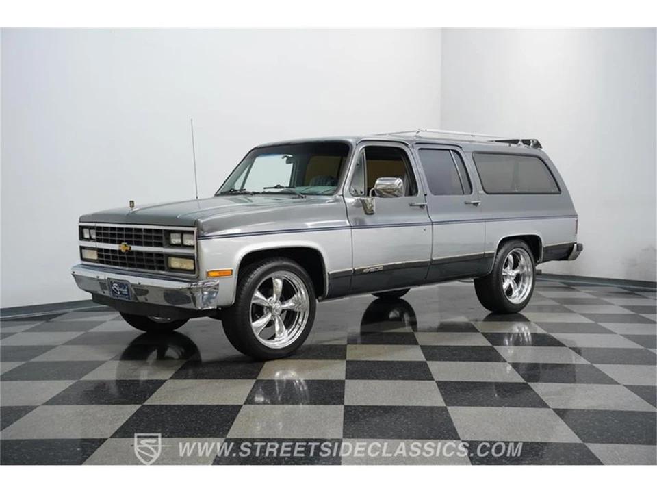 1990 Chevrolet Suburban 7th Gen - Image 4 of 31