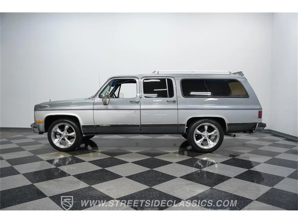 1990 Chevrolet Suburban 7th Gen - Image 6 of 31