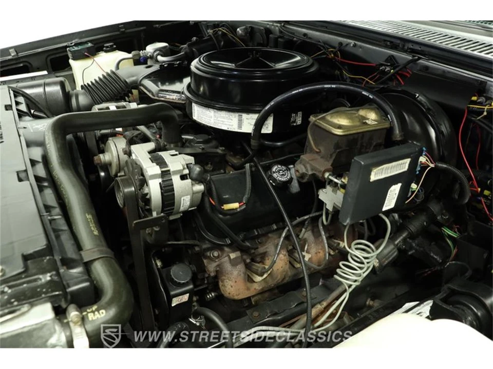 1990 Chevrolet Suburban 7th Gen - Image 31 of 31