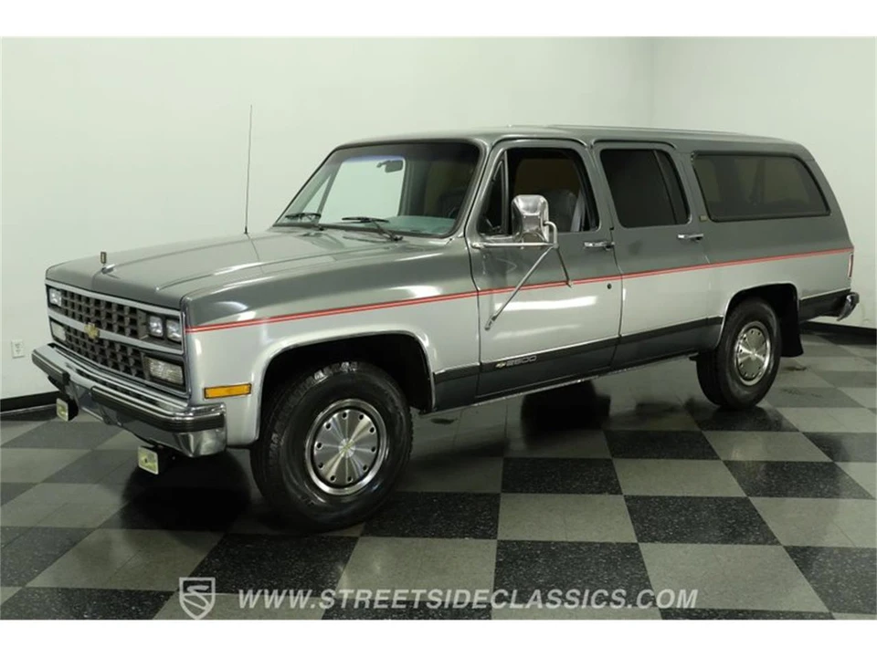 1990 Chevrolet Suburban 7th Gen - Image 6 of 31