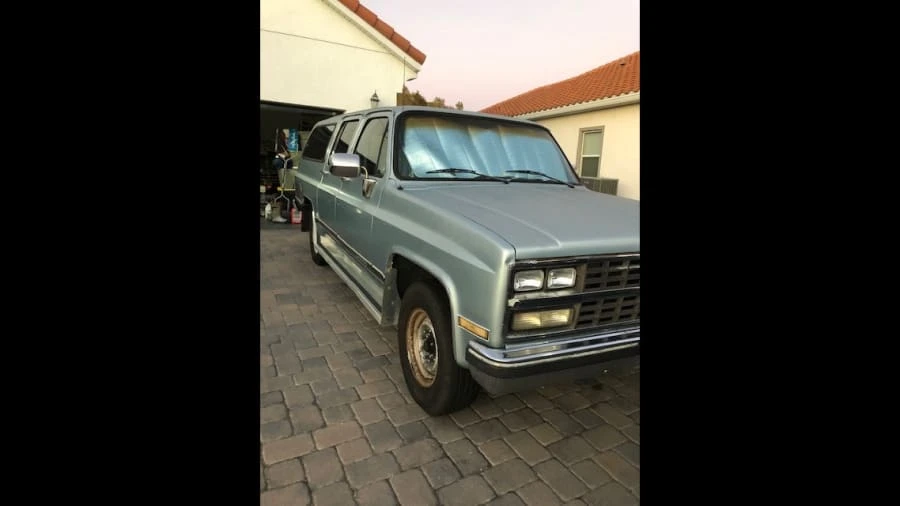 1990 Chevrolet Suburban 7th Gen - Image 6 of 8