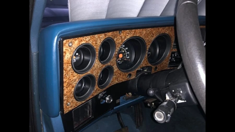 1990 Chevrolet Suburban 7th Gen - Image 3 of 8