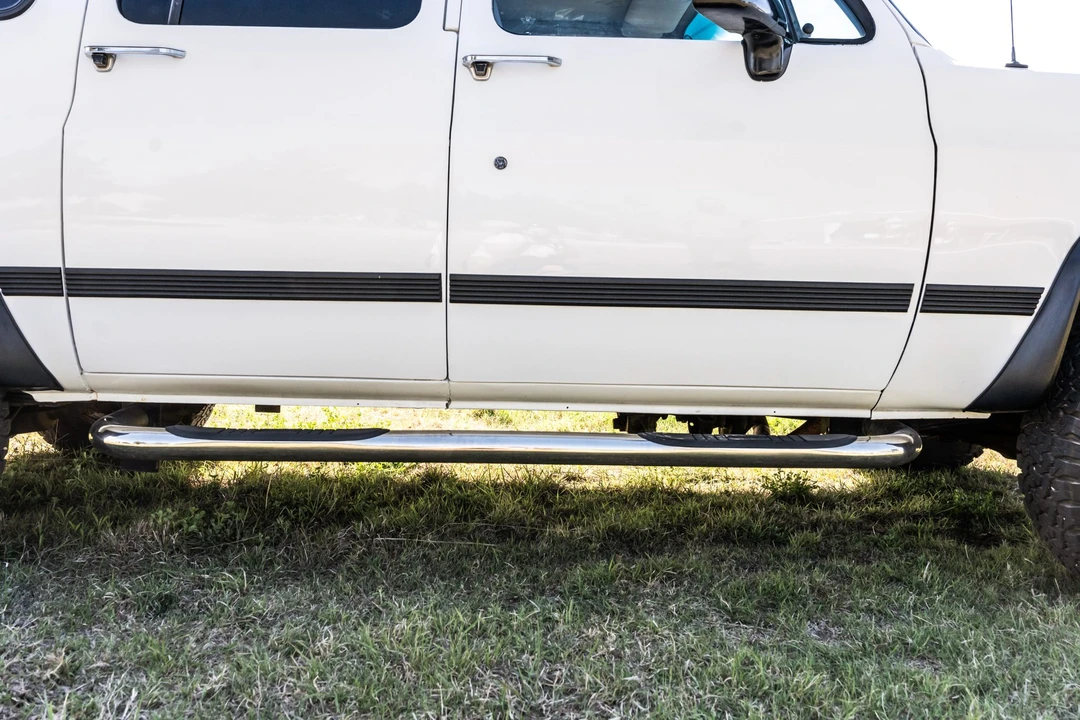 1990 Chevrolet Suburban 7th Gen - Image 21 of 31