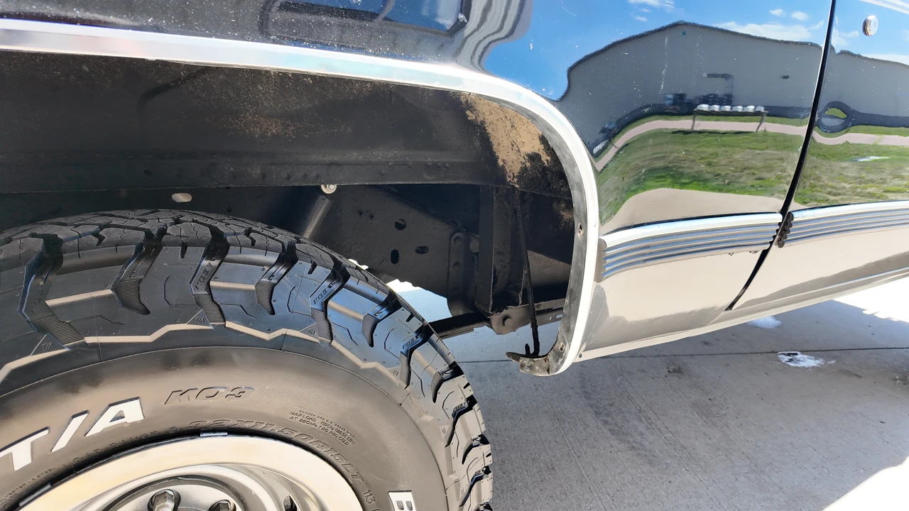 1990 Chevrolet K5 Blazer 2nd Gen - Image 21 of 31