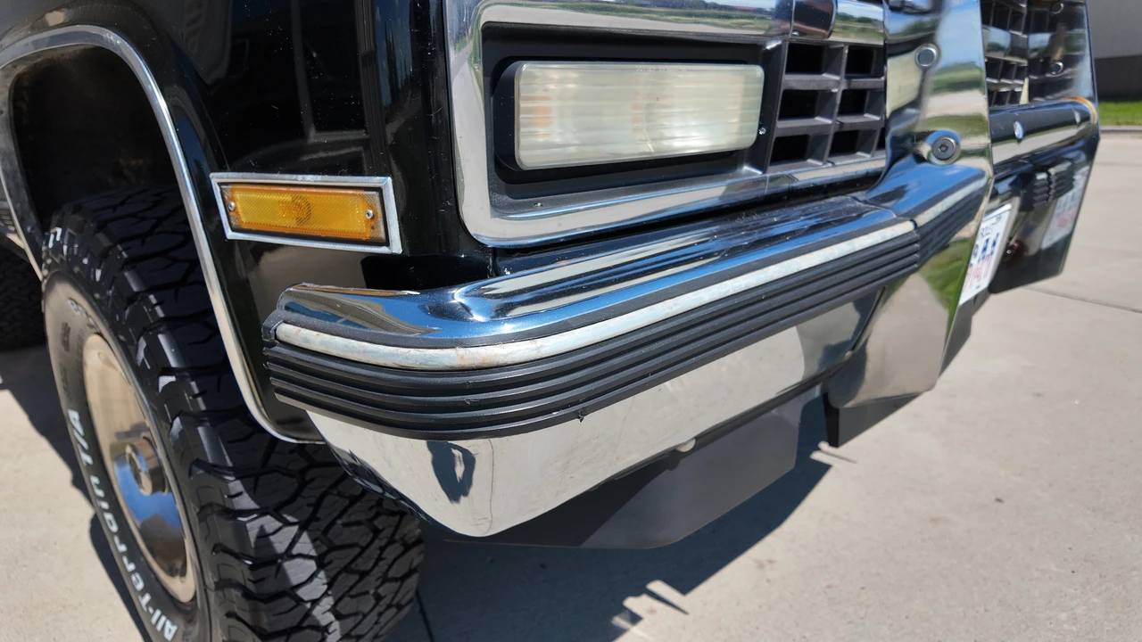 1990 Chevrolet K5 Blazer 2nd Gen - Image 26 of 31