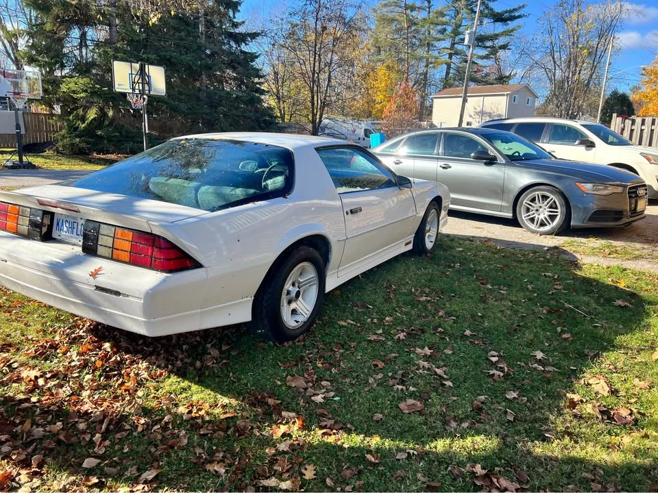 1990 Chevrolet Camaro 3rd Gen - Image 2 of 8