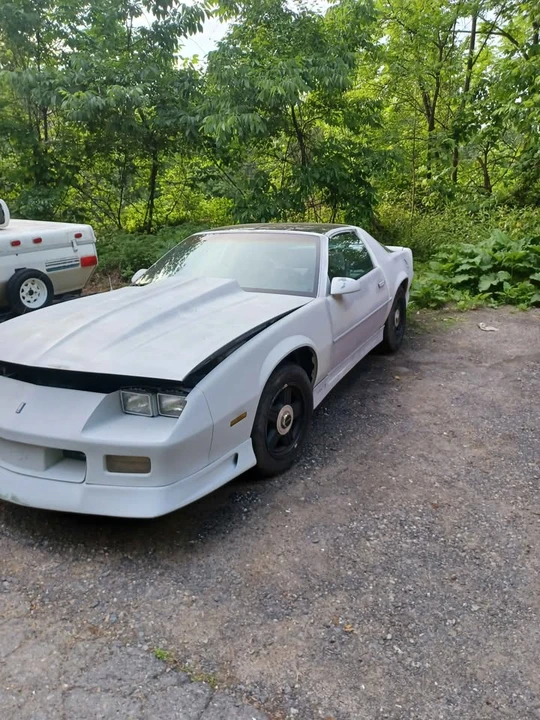 1990 Chevrolet Camaro 3rd Gen - Image 2 of 2