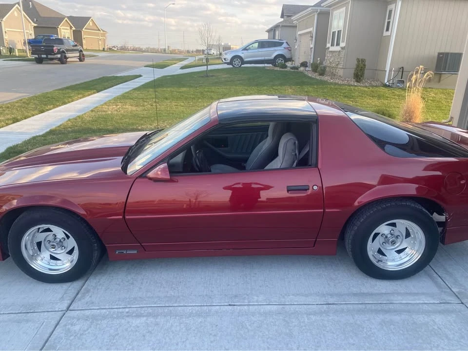1990 Chevrolet Camaro 3rd Gen - Image 2 of 6