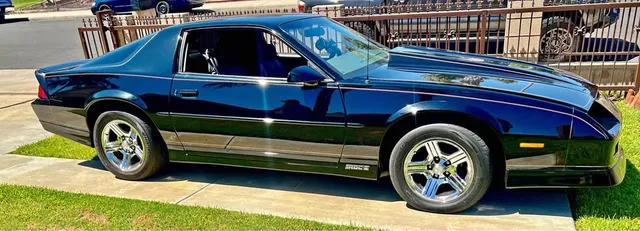 1990 Chevrolet Camaro IROC Z28