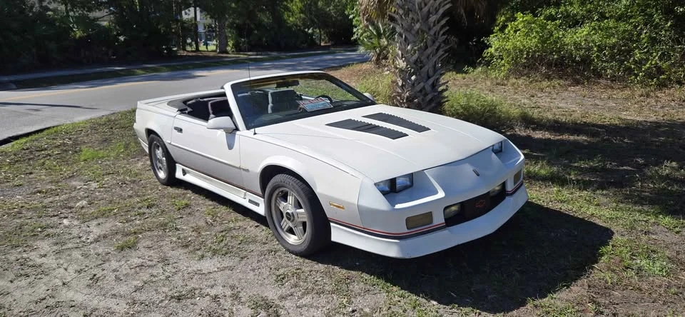 1990 Chevrolet Camaro 3rd Gen - Image 2 of 8