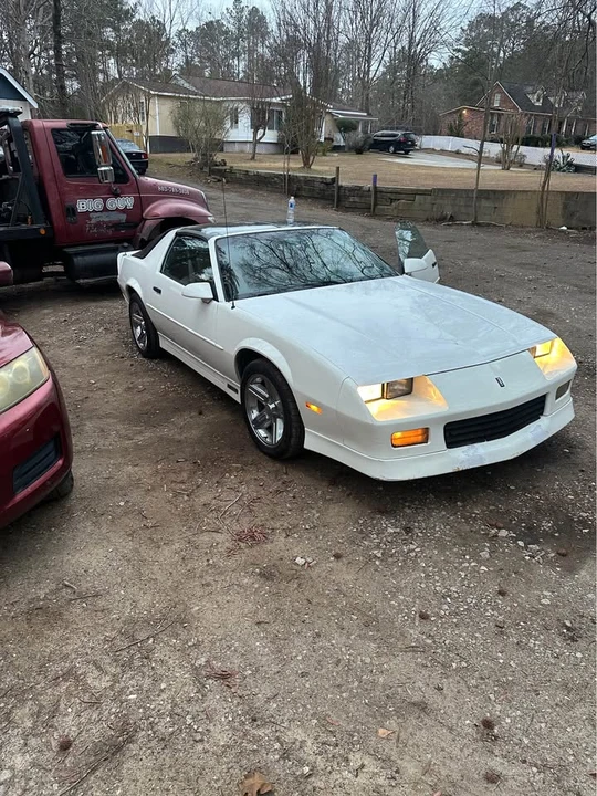 1990 Chevrolet Camaro 3rd Gen - Image 2 of 8