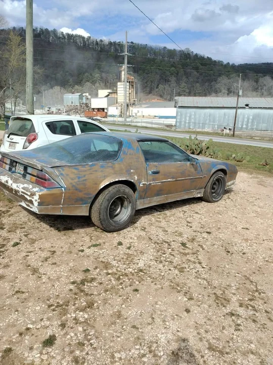 1990 Chevrolet Camaro 3rd Gen - Image 3 of 10