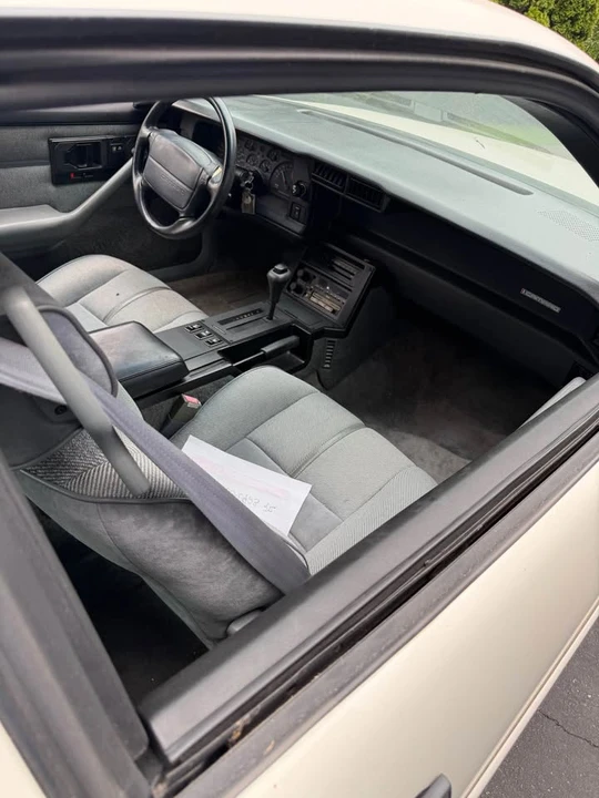 1990 Chevrolet Camaro 3rd Gen - Image 5 of 5