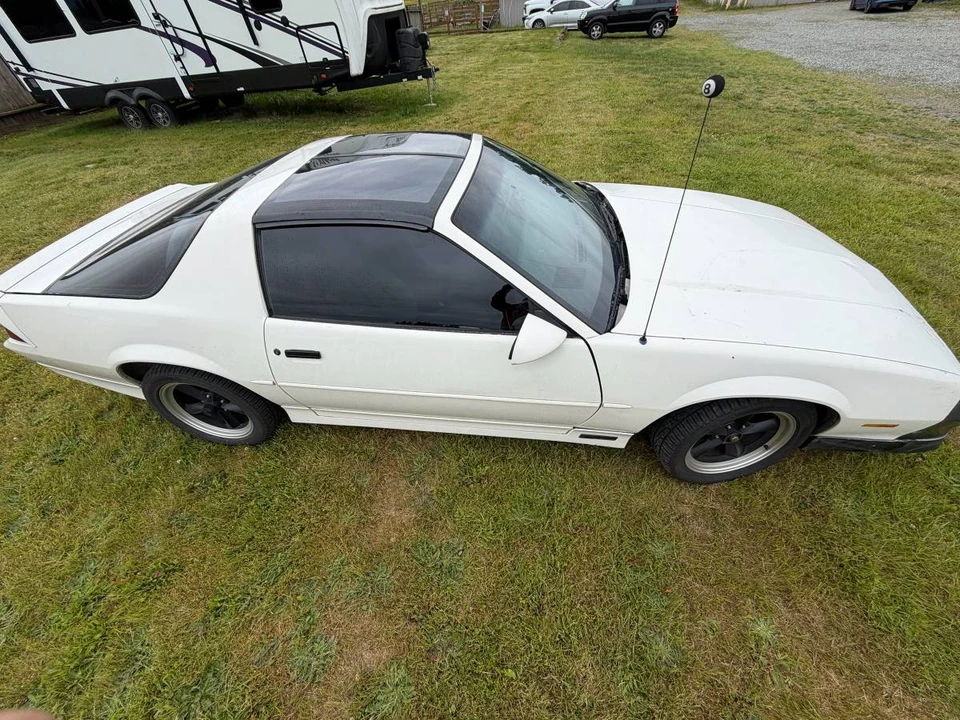 1990 Chevrolet Camaro 3rd Gen - Image 3 of 14