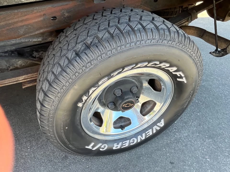 1990 Chevrolet 454 SS - Image 9 of 18