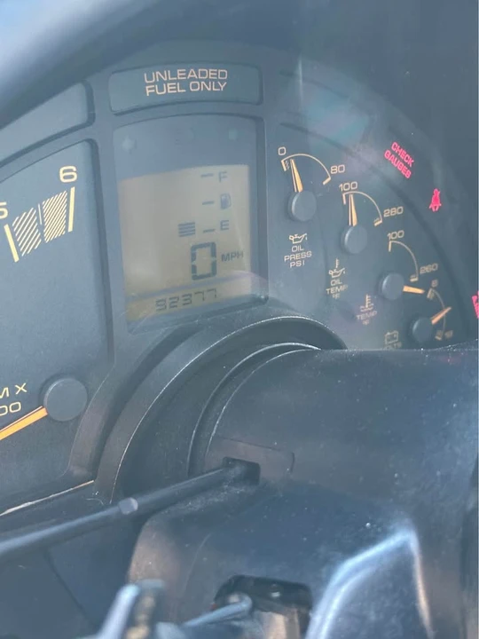 1990 Chevrolet Corvette C4 - Image 12 of 18