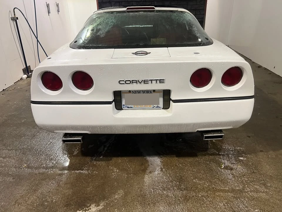 1990 Chevrolet Corvette C4 - Image 3 of 9