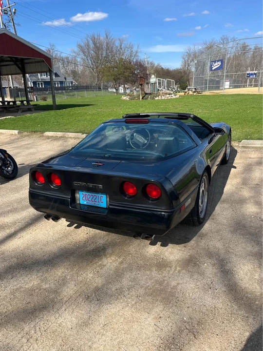1990 Chevrolet Corvette C4 - Image 6 of 15