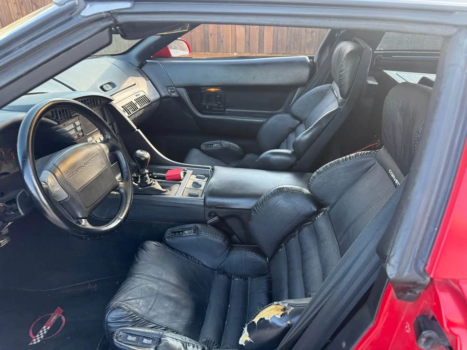 1990 Chevrolet Corvette C4 - Image 10 of 15