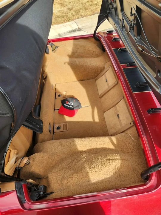 1990 Chevrolet Corvette C4 - Image 13 of 18