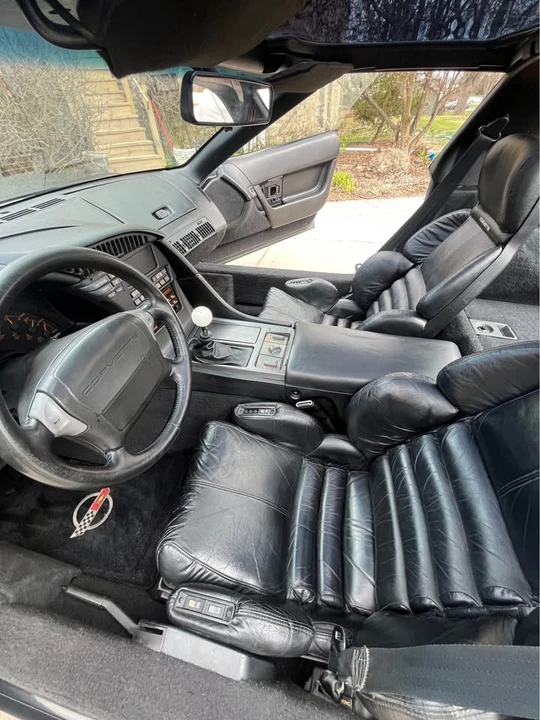 1990 Chevrolet Corvette C4 - Image 8 of 15
