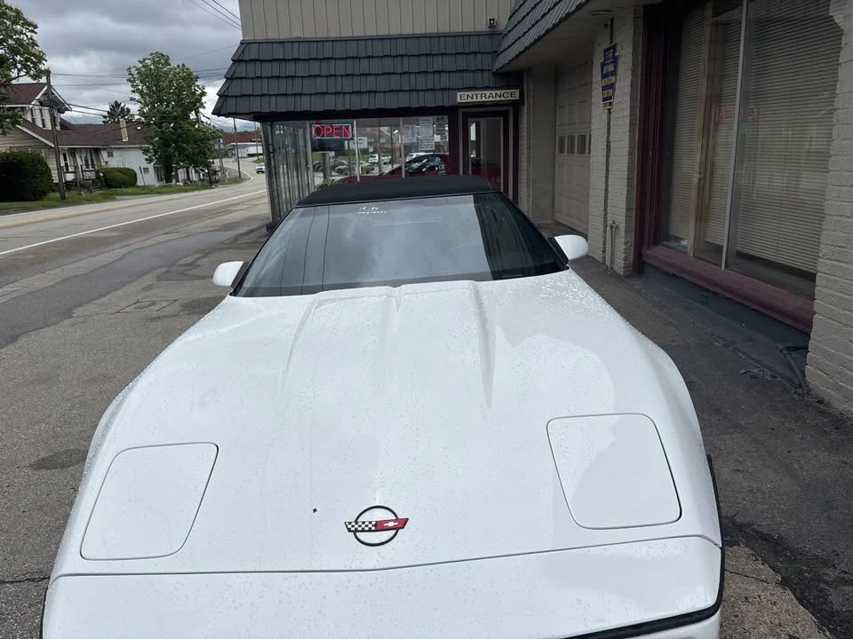 1990 Chevrolet Corvette C4 - Image 9 of 13
